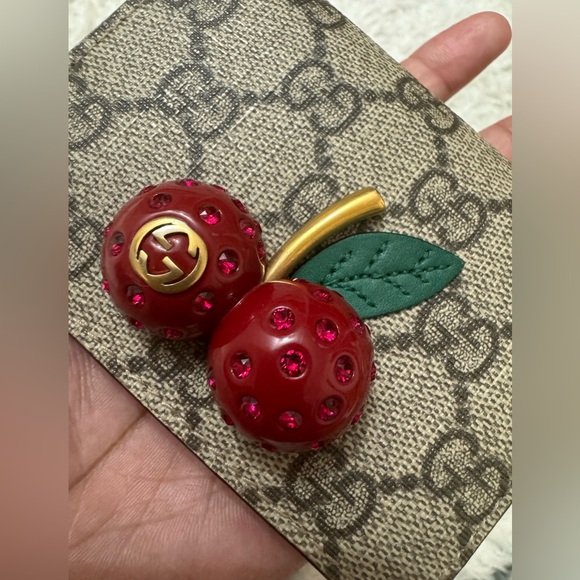 Gucci Unisex GG Supreme Card Case Wallet Cherries Canvas Five Card Slots - Picture 9 of 9